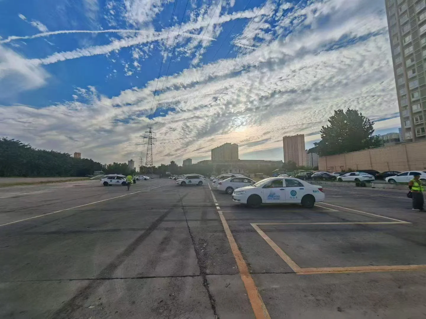 场内练车实景